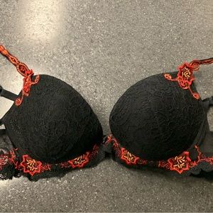 Gorgeous Lise Charmel black bra with red and orange appliqué ! 36 C Worn twice.
